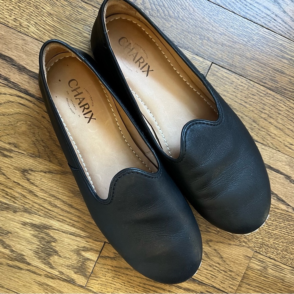 Charix Black Leather Loafer Shoes Slip On Flats Women's Size 40 Size 9.5